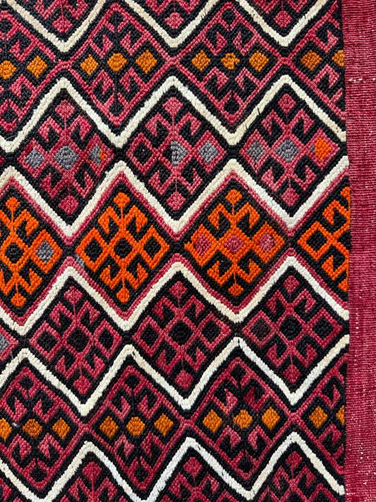 Antique Malatya Kilim Pillow – Vibrant Colors and Timeless Elegance