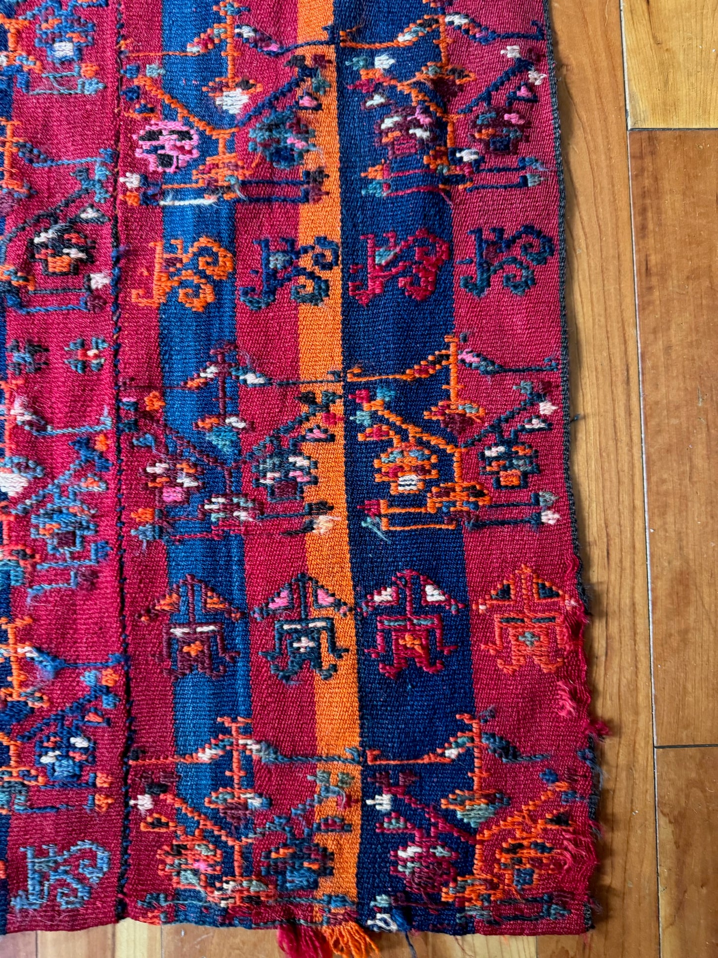 Antique Rare Caucasian Verneh Kilim – Bright Colors and Exceptional Craftsmanship