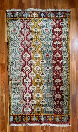 Antique Kirsehir Carpet – Pastel Colors and Rare Collector’s Piece