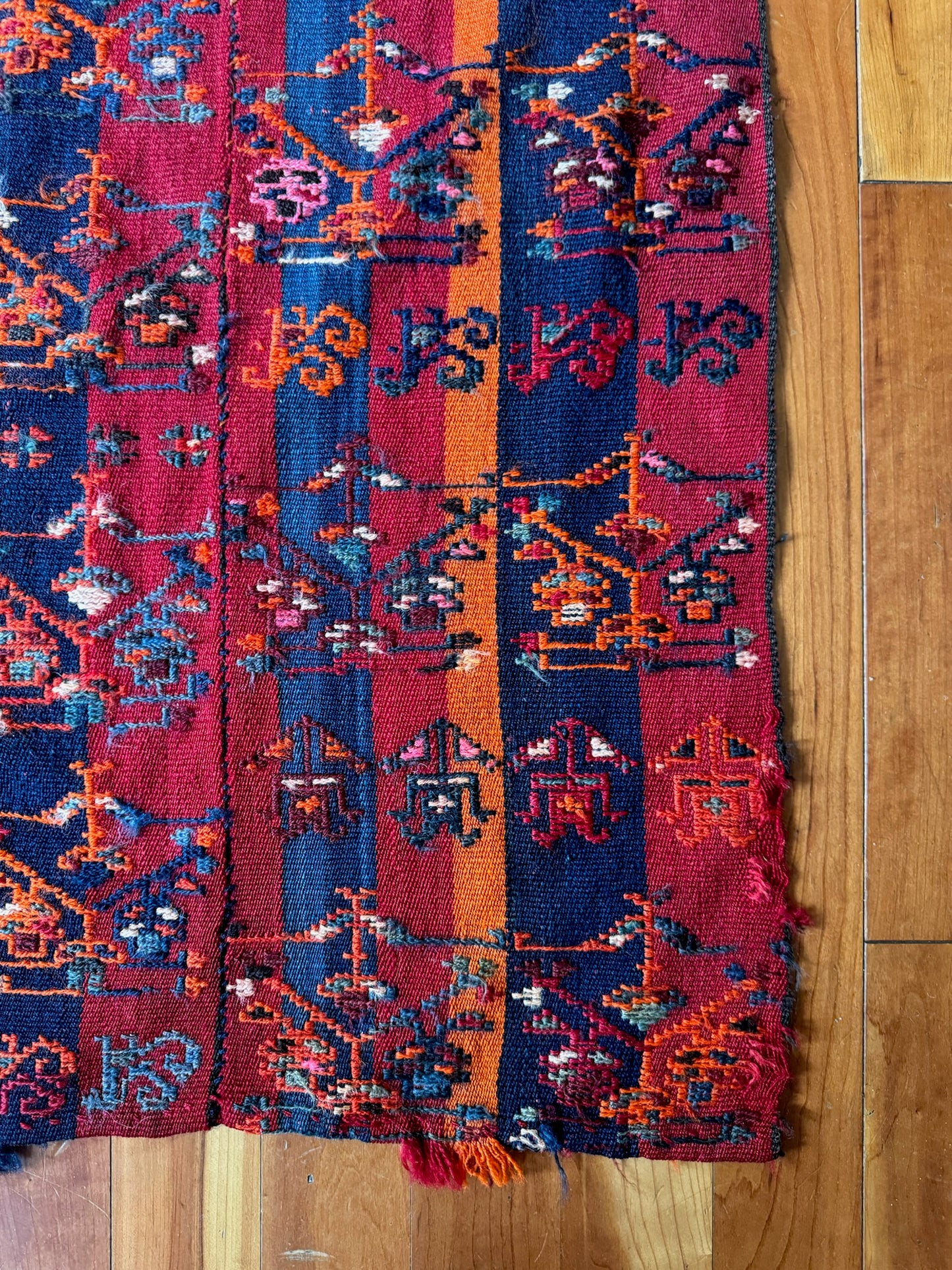 Antique Rare Caucasian Verneh Kilim – Bright Colors and Exceptional Craftsmanship